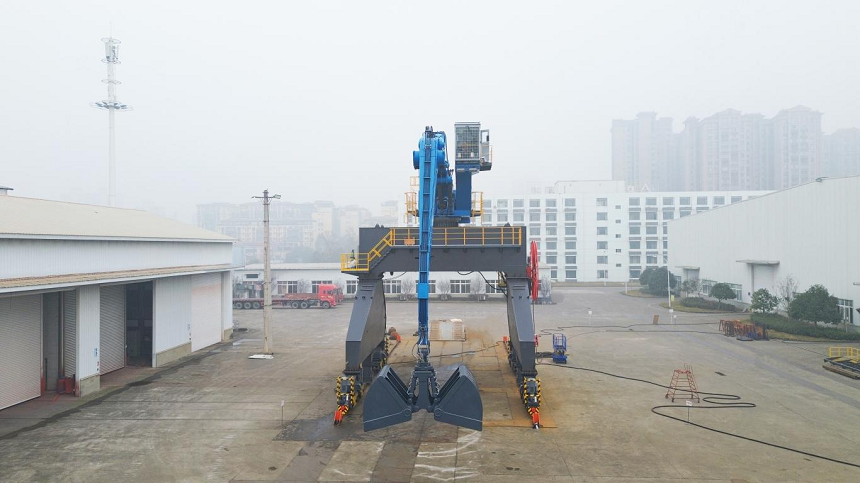 抓料機(jī).png 抓料機(jī).png